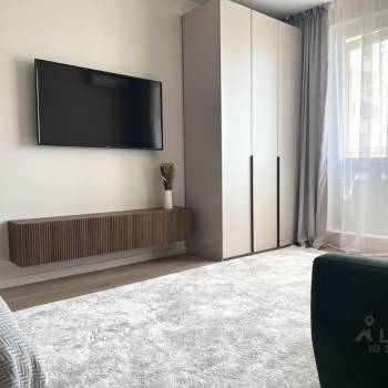 Продается 1-комнатная квартира, 37,8 м²