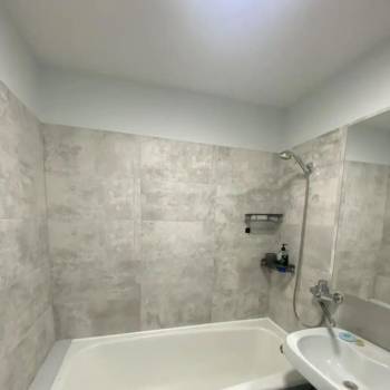 Продается 1-комнатная квартира, 38 м²