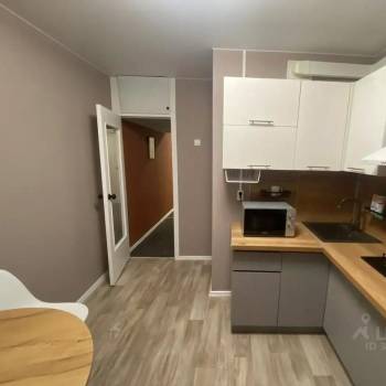 Продается 1-комнатная квартира, 38 м²