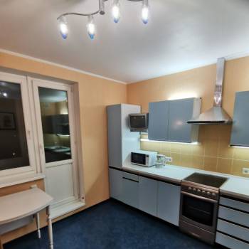 Сдается 2-х комнатная квартира, 63 м²