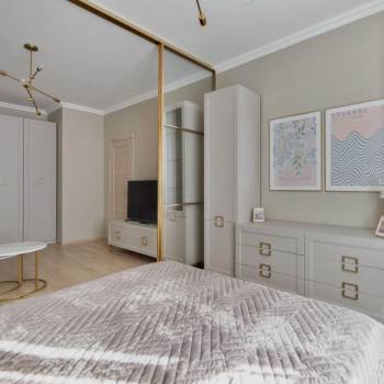 Сдается 1-комнатная квартира, 43 м²