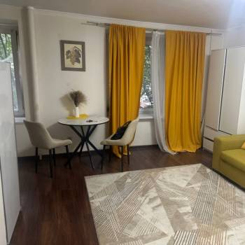 Сдается 1-комнатная квартира, 35 м²