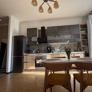Сдается 2-х комнатная квартира, 67 м²