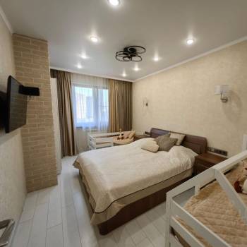 Продается 2-х комнатная квартира, 73 м²
