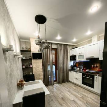 Продается 2-х комнатная квартира, 73 м²