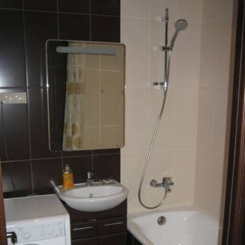 Сдается 1-комнатная квартира, 52 м²