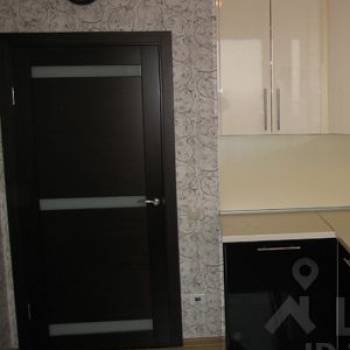 Сдается 1-комнатная квартира, 52 м²