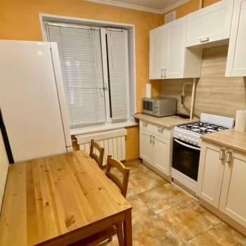 Продается 1-комнатная квартира, 33 м²