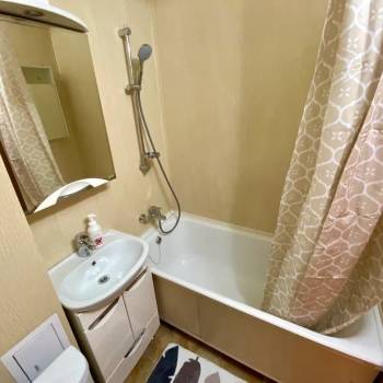 Продается 1-комнатная квартира, 33 м²