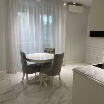 Сдается 2-х комнатная квартира, 64 м²