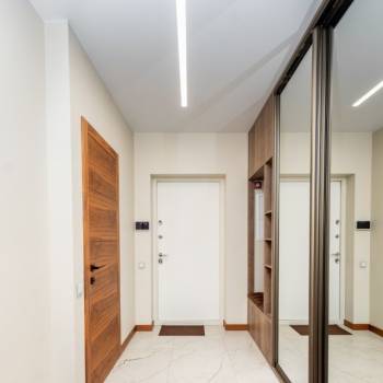 Продается 2-х комнатная квартира, 64,7 м²