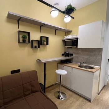 Продается 1-комнатная квартира, 11 м²