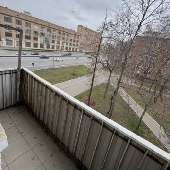 Продается Многокомнатная квартира, 77,6 м²