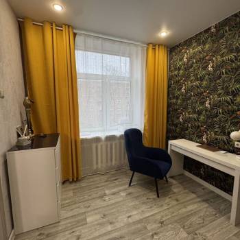 Продается Многокомнатная квартира, 77,6 м²
