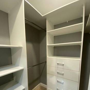 Продается 1-комнатная квартира, 39 м²