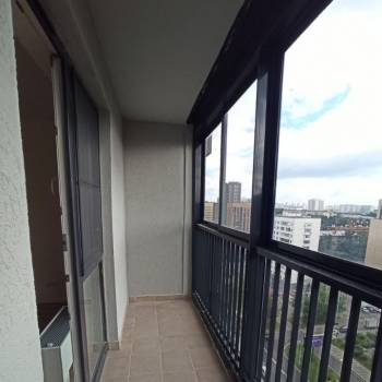 Продается 1-комнатная квартира, 42 м²