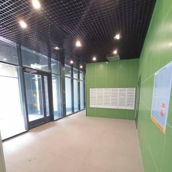 Продается 1-комнатная квартира, 42 м²