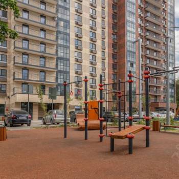 Продается 1-комнатная квартира, 42 м²