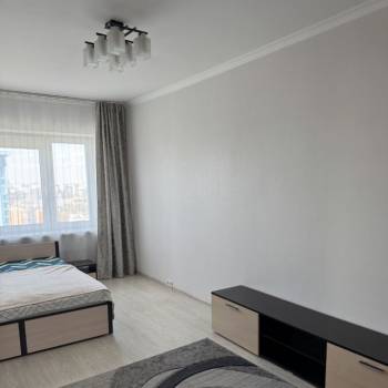 Сдается Многокомнатная квартира, 70 м²