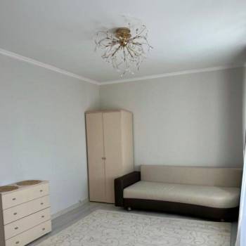 Сдается Многокомнатная квартира, 70 м²