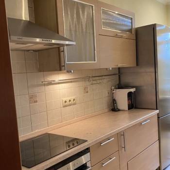 Продается Многокомнатная квартира, 117 м²