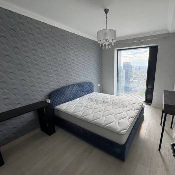 Продается 1-комнатная квартира, 37 м²