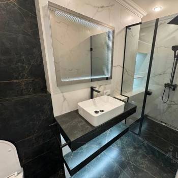 Продается 1-комнатная квартира, 37 м²