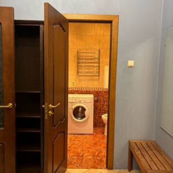 Продается 1-комнатная квартира, 46,9 м²
