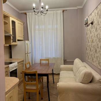 Продается 1-комнатная квартира, 46,9 м²