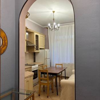 Продается 1-комнатная квартира, 46,9 м²