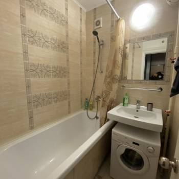 Продается 1-комнатная квартира, 41,7 м²
