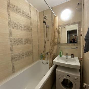 Продается 1-комнатная квартира, 41,7 м²