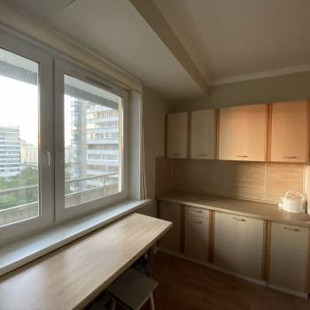 Продается 1-комнатная квартира, 41,7 м²