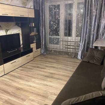 Продается 1-комнатная квартира, 41,7 м²