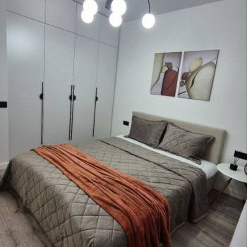 Продается 2-х комнатная квартира, 42 м²