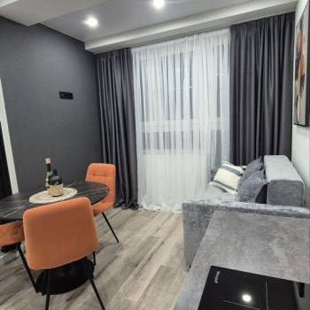 Продается 2-х комнатная квартира, 42 м²