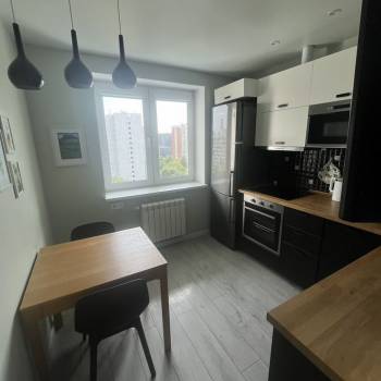 Продается 1-комнатная квартира, 38,1 м²