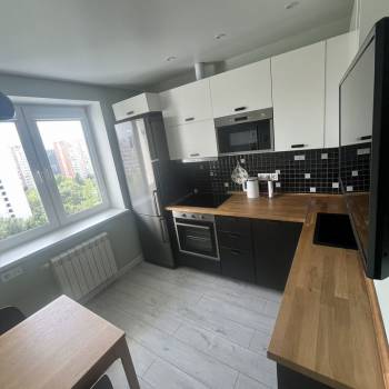 Продается 1-комнатная квартира, 38,1 м²