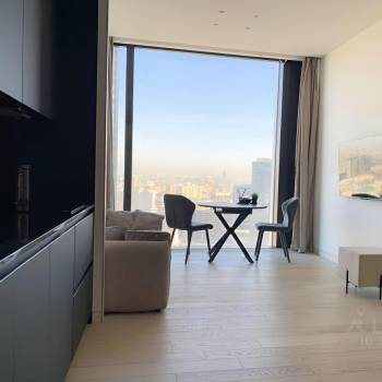 Продается 1-комнатная квартира, 50,7 м²