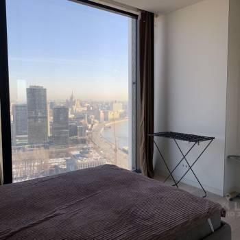 Продается 1-комнатная квартира, 50,7 м²