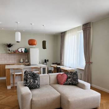 Продается 2-х комнатная квартира, 73 м²