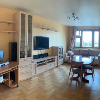 Продается Многокомнатная квартира, 98,9 м²
