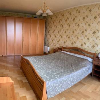 Продается Многокомнатная квартира, 98,9 м²