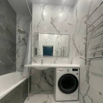 Сдается 2-х комнатная квартира, 70 м²
