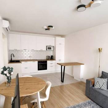 Сдается 2-х комнатная квартира, 55 м²
