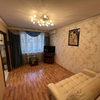 Сдается 2-х комнатная квартира, 42 м²
