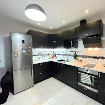 Продается 1-комнатная квартира, 44,4 м²