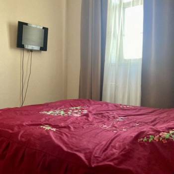 Продается 1-комнатная квартира, 45 м²