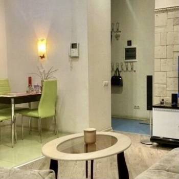 Продается 1-комнатная квартира, 45 м²