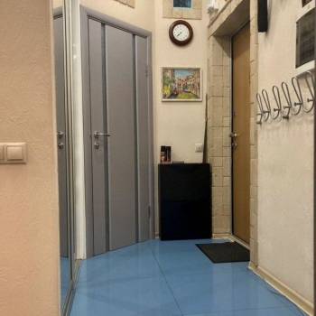 Продается 1-комнатная квартира, 45 м²